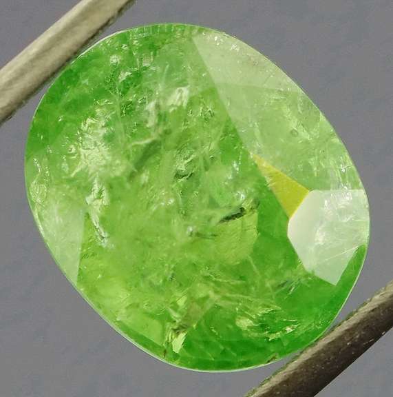 Substantial lime green 4.59ct Tsavorite Garnet