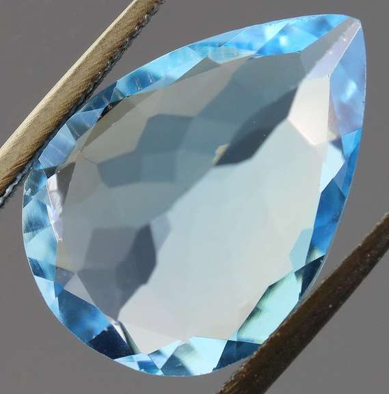 Vivid 5.73ct top Swiss blue Topaz