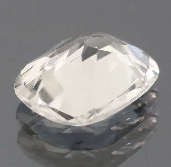 Brilliant 5.22ct diamond white Topaz