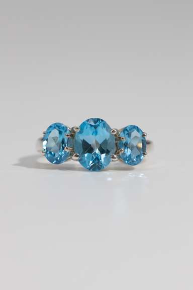 .925 Sterling Silver Ring w/ Blue Topaz Natural Gem Stones Size 7.5