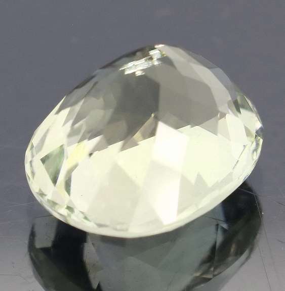 Substantial 8.19ct natural platinum green Amethyst