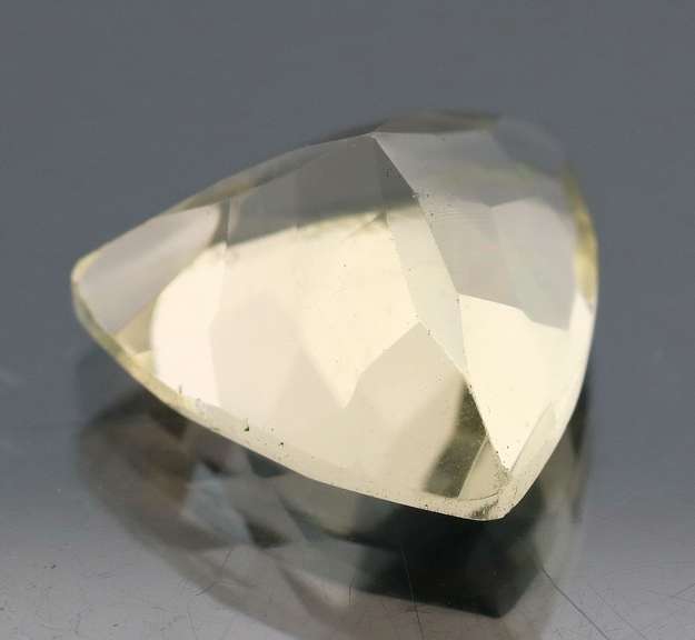 Ravishing 10.65ct trillian cut Citrine