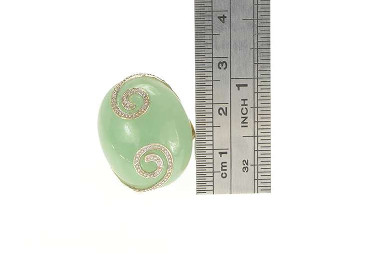 14K Yellow Gold Cabochon Nephrite Jade Swirl Statement Ring