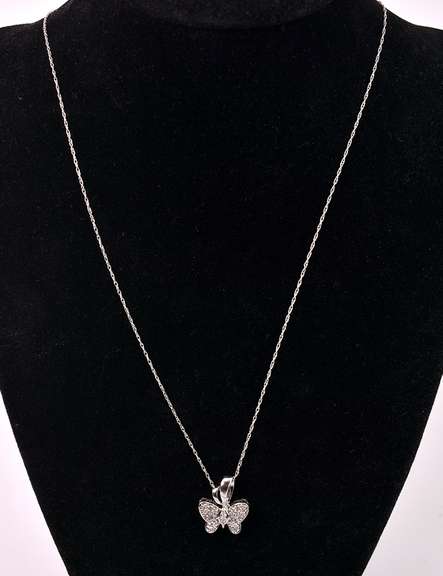 Dazzling Diamond Butterfly Pendant Necklace in White Gold
