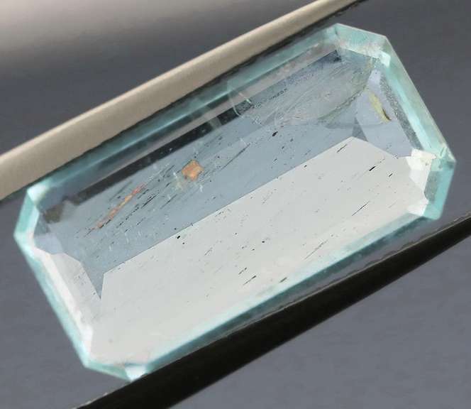 Striking 7.47ct untreated Aquamarine