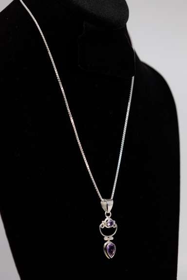 .925 Sterling Silver Pendant w/ Natural Amethyst Gem Stones 46mm x 14 mm