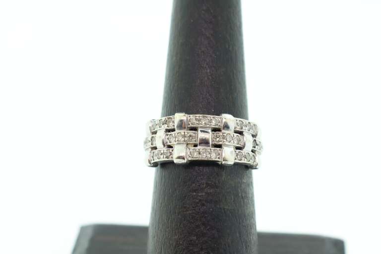 LADIES 14K WHITE GOLD AND DIAMOND BAND