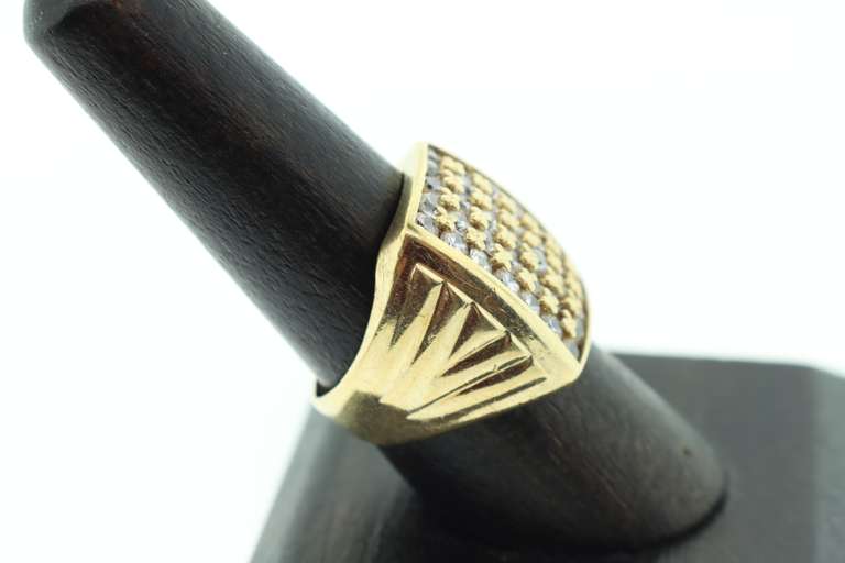 MENS 10KT SOLID YELLOW GOLD AND CZ RING