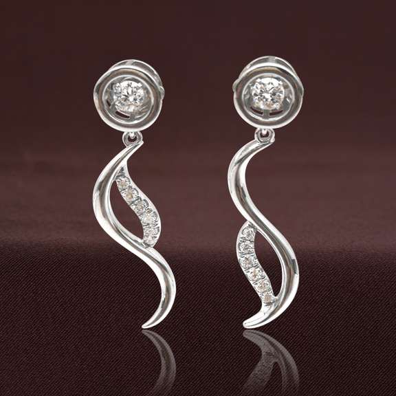 14k White gold & Diamond  Earrings