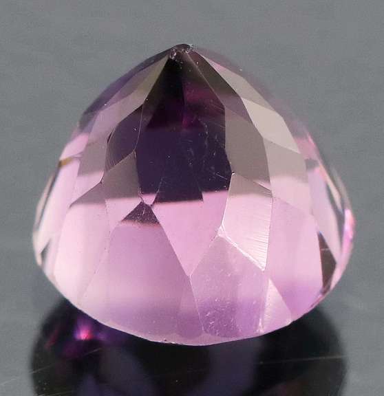 Beautiful 3ct rich violet pink Amethyst