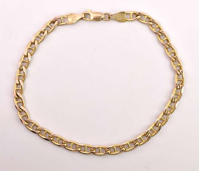 Classic Mariner Chain Bracelet in Yellow Gold