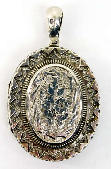 Exquisite Large Antique English Sterling Locket