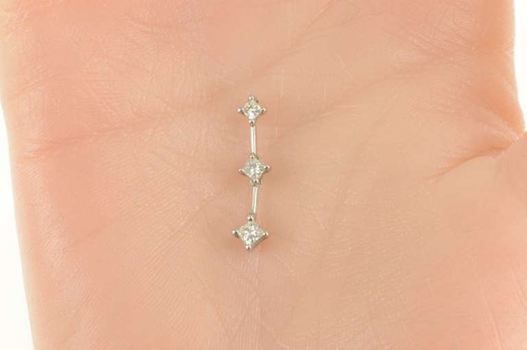 14K White Gold 0.50 Ctw Princess Diamond Tiered Drop Pendant