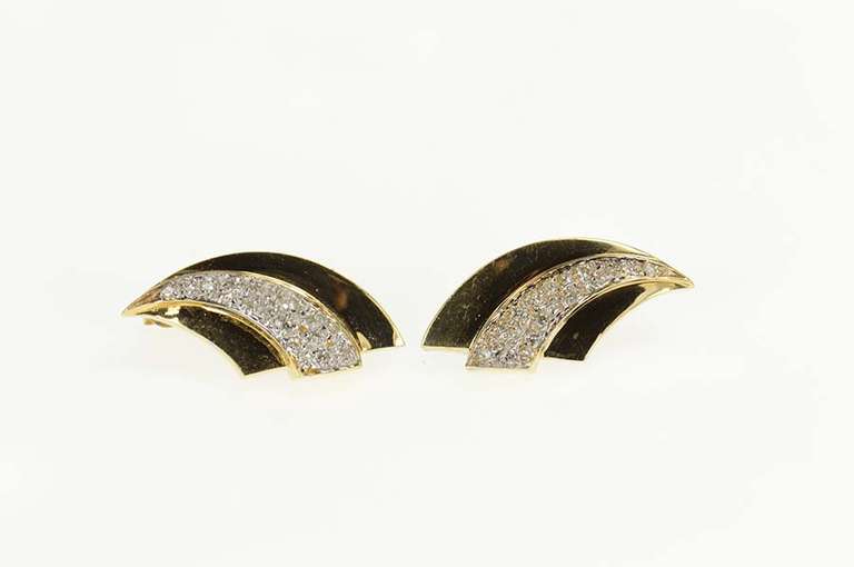 14K Yellow Gold 0.54 Ctw Pave Diamond Curved Wave Earrings