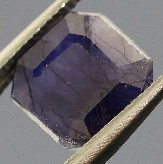 3.21ct Royal blue Sapphire from Madagascar