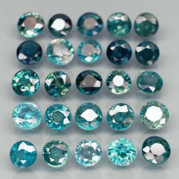 Heated only! 5.33ct round cut Australian Sapphire set