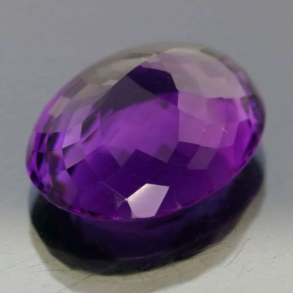 Real! Untreated violet Amethyst weighing 36.18 carats