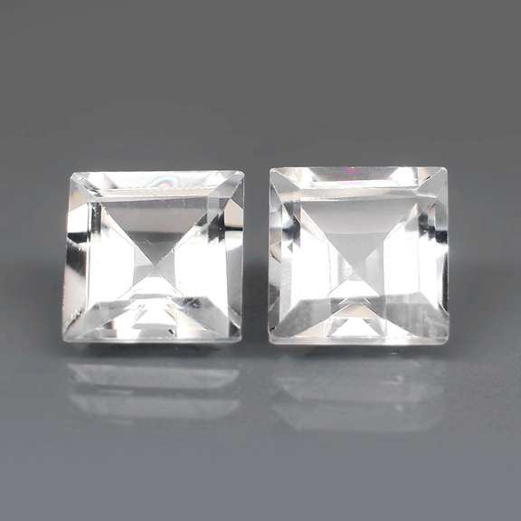 Superb 6.62ct high fire 8x8mm diamond white Topaz