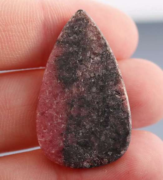 Exciting 38.95ct Argentinian Rhodonite cabochon