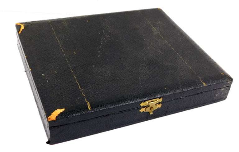 Antique English Sterling & Mother Of Pearl Fruit Knives