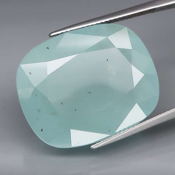 Tremendous 36.43ct sea green UNTREATED Aquamarine
