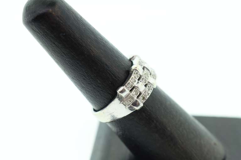 LADIES 14K WHITE GOLD AND DIAMOND BAND