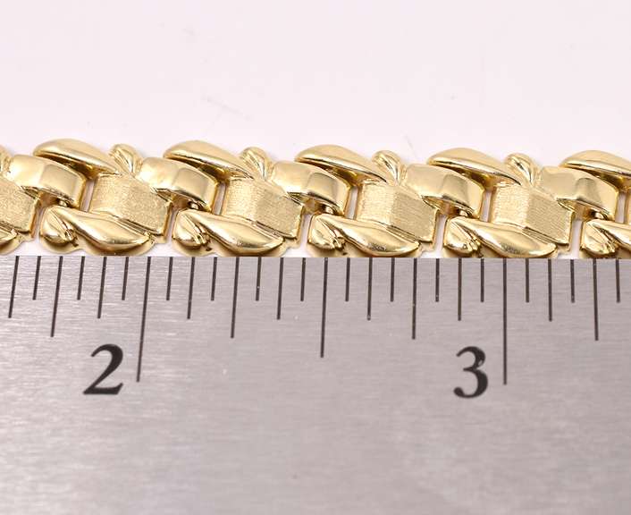 Lovely Fancy Link Bracelet in 14K Yellow Gold