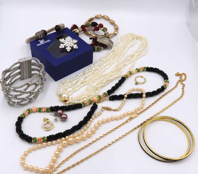 Group Lot of Custom Jewelry