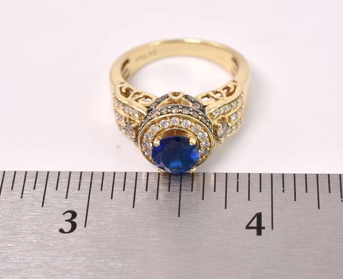 Ravishing and Regal Sapphire and Diamond Ring in 14K Yellow Gold