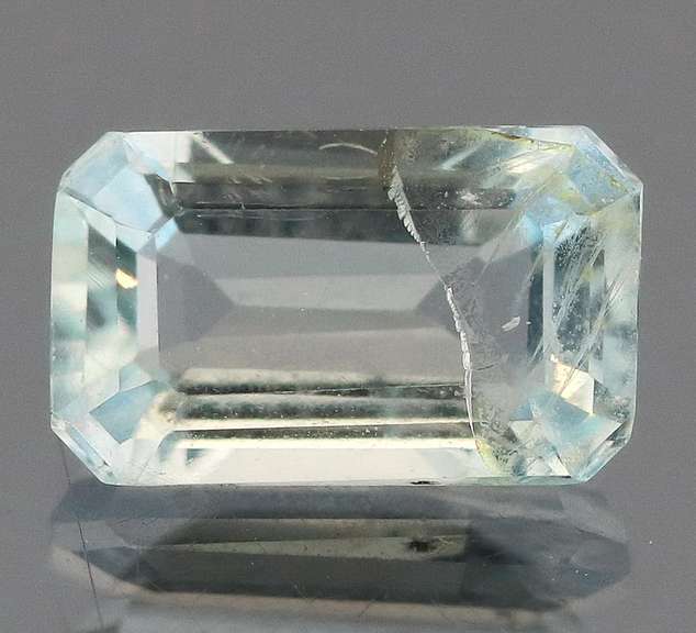 Striking untreated 1.03ct Aquamarine