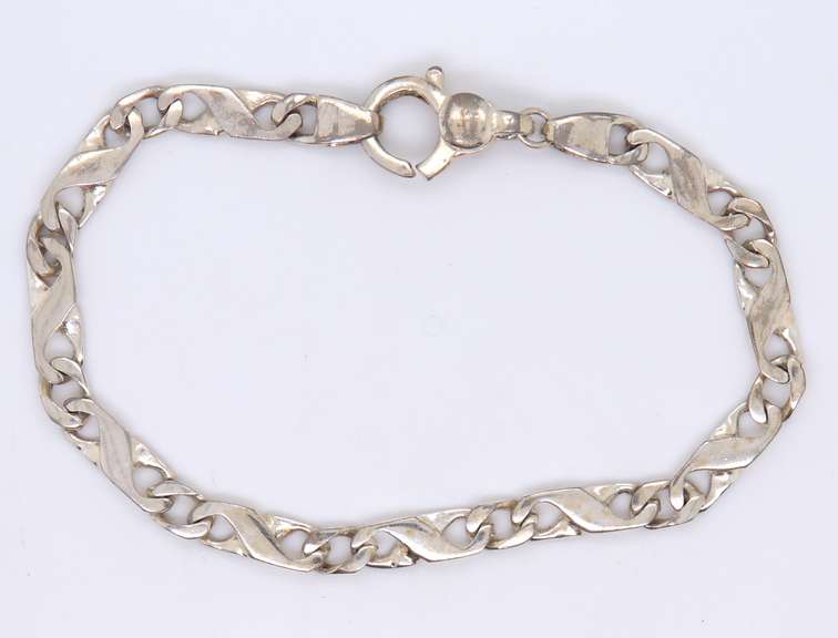 Vintage 925 Sterling Silver Figaro Bracelet