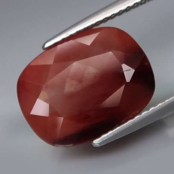 Very unique collectors 5.68ct bi-color Andesine Feldspar