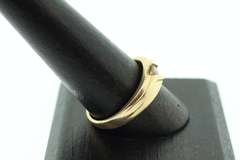 MENS 14K GOLD AND DIAMOND BAND