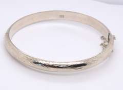 Vintage 925 Sterling Silver Bangle