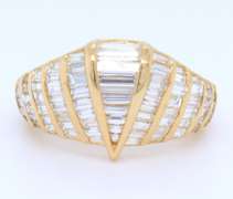 Majestic 18kt Yellow Gold Diamond Ring