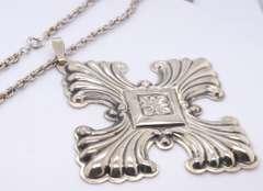 Reed & Barton 925 Sterling Silver Pendant on Chain
