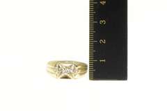 14K Yellow Gold 0.25 Ctw Diamond Squared Mens Retro Wedding Ring