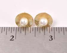 Immaculate Pearl Earrings in 14K Yellow Gold