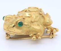 Wonderful Yellow Gold Marlene Stowe Frog Pin