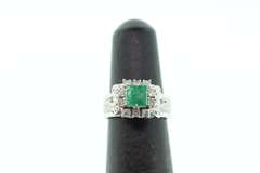 18K WHITE GOLD DIAMOND AND EMERALD SET
