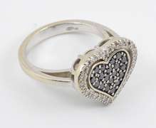 Black & White Diamond Heaart Ring