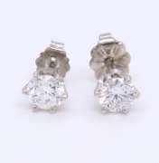 Elegant White Gold Round Brilliant Cut Diamond Stud Earrings
