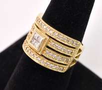 Sensational Diamond Ring in 14K Yellow Gold