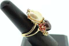 14K GOLD RING AND MATCHING EARRINGS