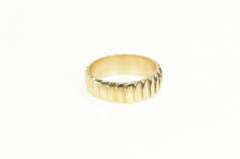 14K Yellow Gold Grooved Scalloped Pattern Wedding Band Ring