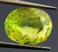 Gorgeous 1.50ct color shifting Sphene