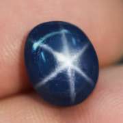 Stunning 7.75ct royal blue Star Sapphire