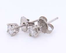 Elegant White Gold Round Brilliant Cut Diamond Stud Earrings