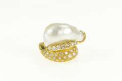 18K Yellow Gold 1.60 Ctw Pave Diamond Baroque Pearl Ring
