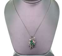 18K WHITE GOLD DIAMOND AND EMERALD SET